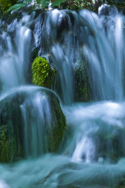 滝や湖 — ストック写真