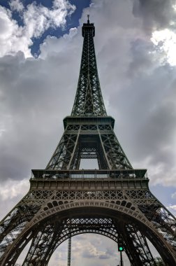 Paris 'teki Eyfel Kulesi