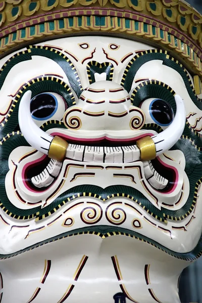 Masker uit Thaise tempel — Stockfoto