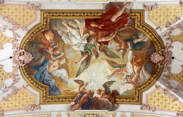 Fresco mennyezet, a Szent Péter-templom, München, Németország — Stock Fotó