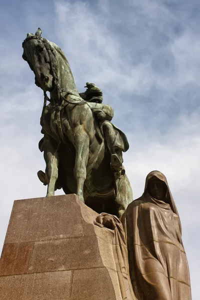 보르 게 세, 로마에서에서 움베르토 2 세의 동상 — 스톡 사진