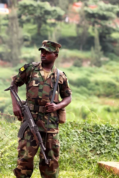 Rwandiska soldat — Stockfoto