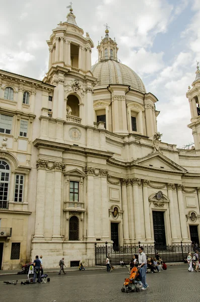 Kostele sant'agnese v Římě, Itálie — Stock fotografie