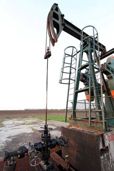 Добыча нефти — стоковое фото