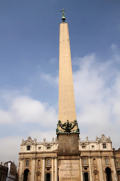 Piazza San Pietro (St Peter's Square) i Vatikanen — Stockfoto