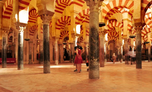 大教堂吗?西班牙科尔多瓦的清真寺 — 图库照片