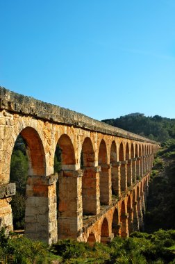 Roman aqueduct clipart