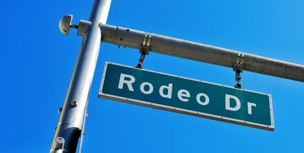 Rodeo drive tecken — Stockfoto