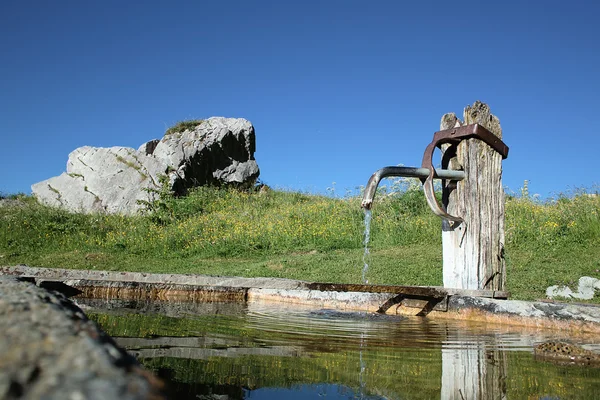 飲料水の噴水 — ストック写真