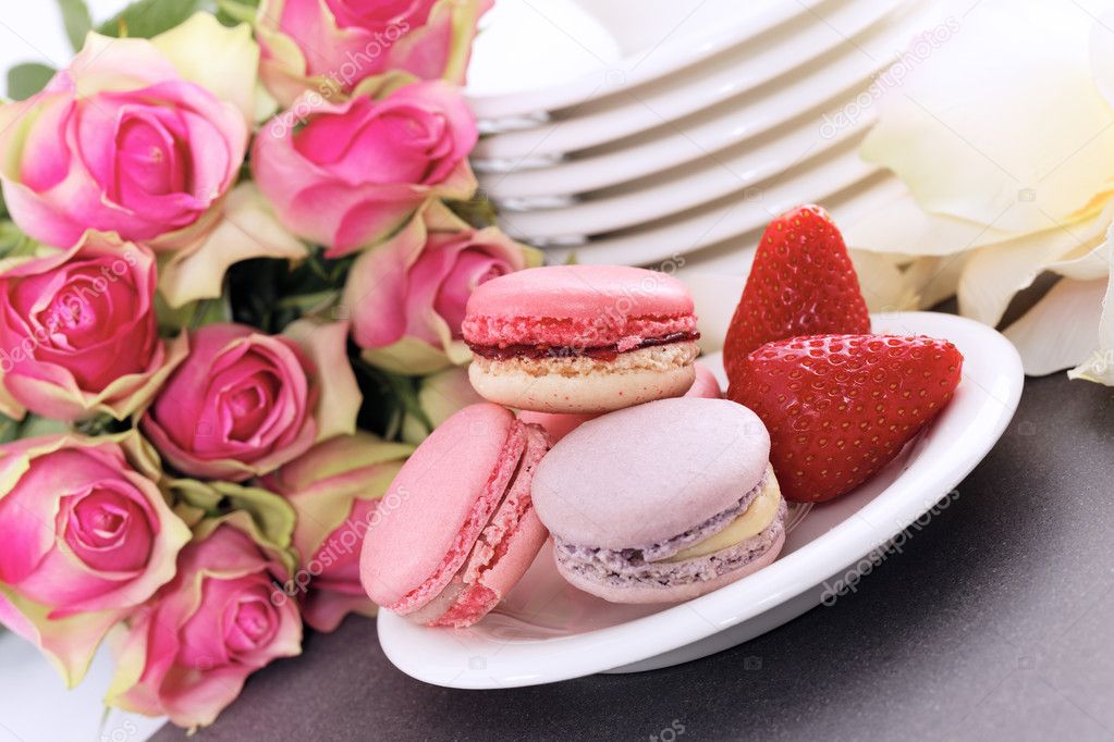 Macaroons and strawberry