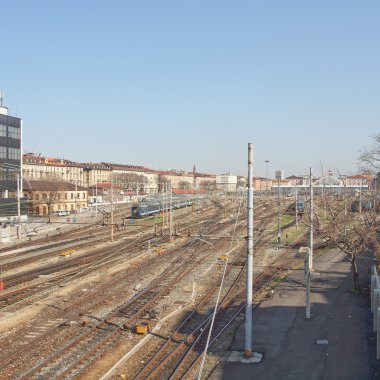 Porta nuova istasyonu, Torino