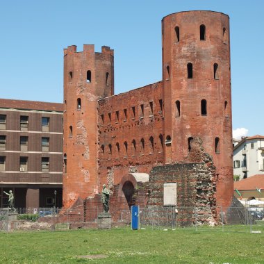 Torri palatine, Torino