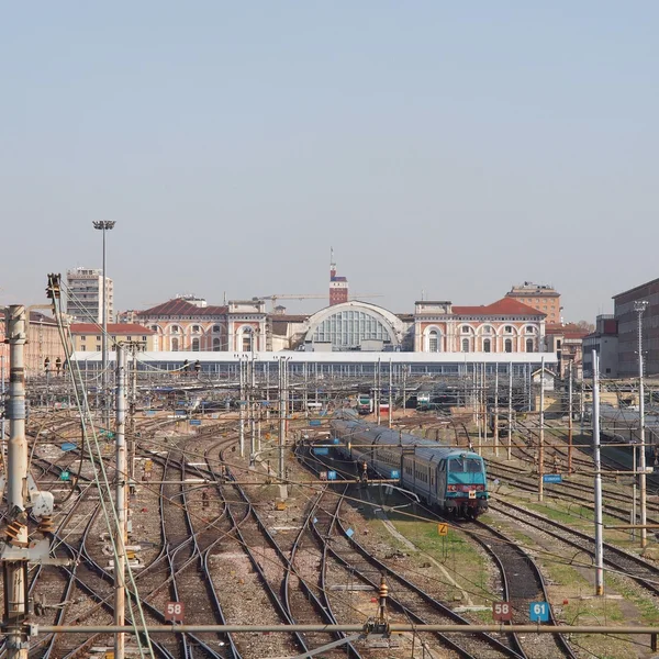 トリノ ・ ポルタ ・ ヌオーヴァ駅 — ストック写真