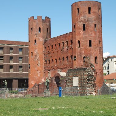 Torri palatine, Torino