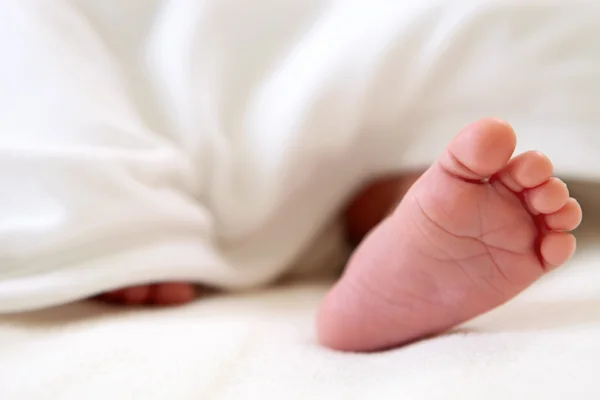 Πόδι νεογέννητο μωρό — Φωτογραφία Αρχείου