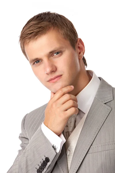Zbliżenie portret młodego mężczyzny atrakcyjnego w garnitur wieczorem — Zdjęcie stockowe