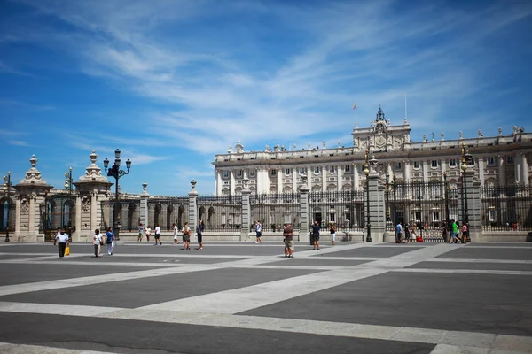 Palacio реально в Мадриді, Іспанія — стокове фото