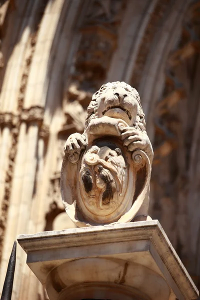 Standbeeld van de kathedraal van toledo, Spanje — Stockfoto