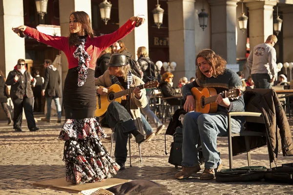 stock image Flamenco group performing on Plaza Mayor