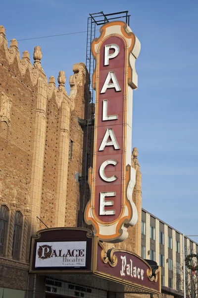 Divadlo Palace — Stock fotografie