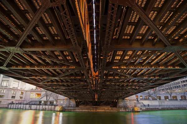 Debaixo da ponte — Fotografia de Stock