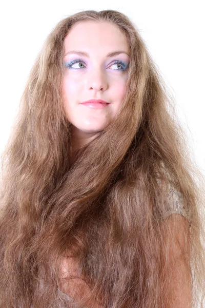 Портрет блакитноокої дівчини з довгим волоссям — стокове фото
