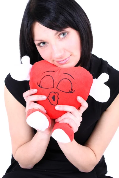 Menina sorridente em preto com coração vermelho — Fotografia de Stock