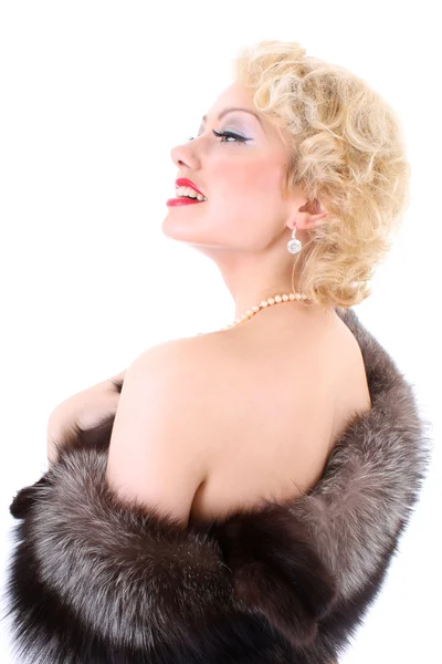 Blondie kvinna med päls krage drömmer. Marilyn monroe imitation — Stockfoto