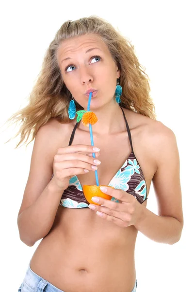 Mulher feliz beber suco de laranja — Fotografia de Stock