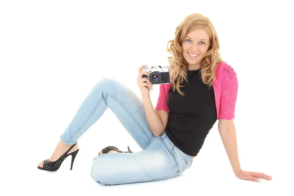 レトロなカメラで金髪の女性 — ストック写真