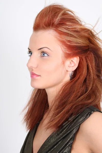 红头发女人与发型肖像 — 图库照片