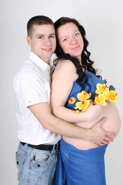남편과 함께 임신 한 여자 — 스톡 사진