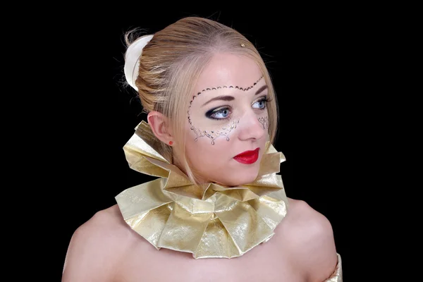 Mulher bonita com máscara veneziana de ouro — Fotografia de Stock