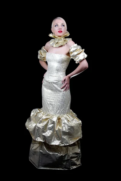 Mooie vrouw in gouden Venetiaanse jurk — Stockfoto