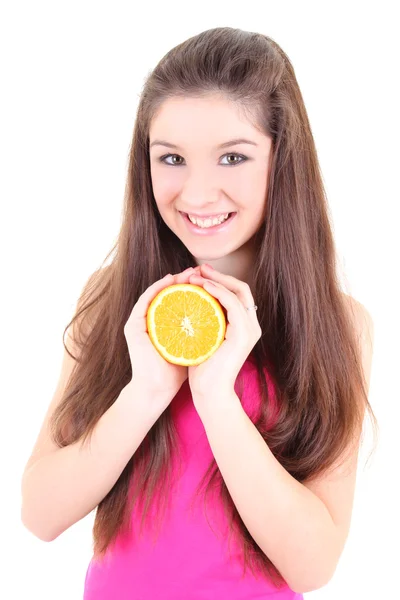 Adolescente feliz en color rosa con la mitad de la naranja —  Fotos de Stock