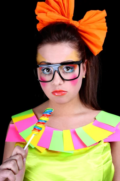 Vrouw in stijl, pop met creatieve make-up — Stockfoto