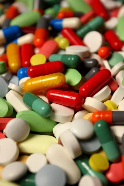 Красочные таблетки — стоковое фото