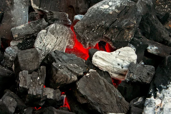Carvão para churrasco - 2 — Fotografia de Stock