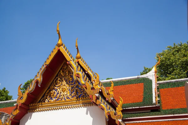 Tetto tempio tailandese . — Foto Stock