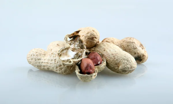 Erdnüsse in der Schale — Stockfoto