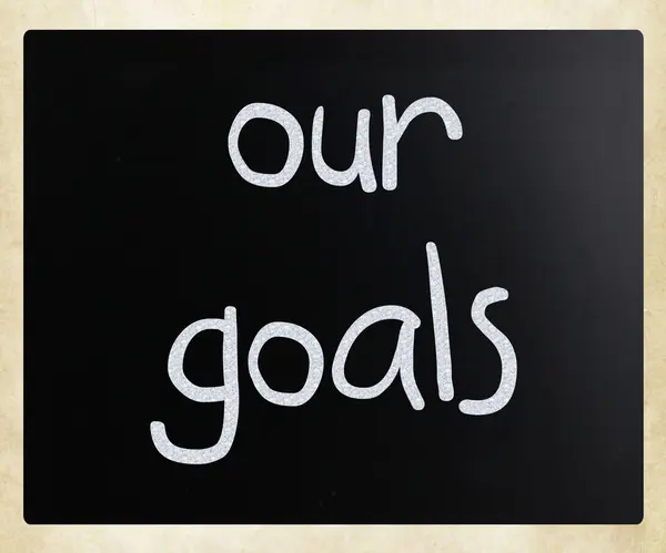 "Céljaink"fehér krétával egy táblára kézzel — Stock Fotó