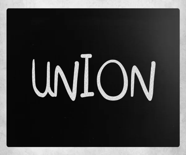 Η λέξη «Ένωση» χειρόγραφα με άσπρη κιμωλία σε έναν πίνακα — Φωτογραφία Αρχείου