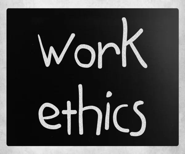 "Etyka pracy"odręcznie białą kredą na tablicy — Zdjęcie stockowe
