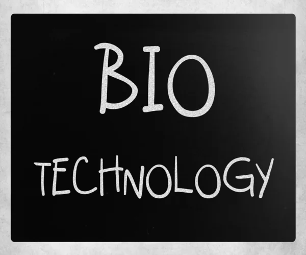 Bio Technologie Manuscrit Craie Blanche Sur Tableau Noir — Photo