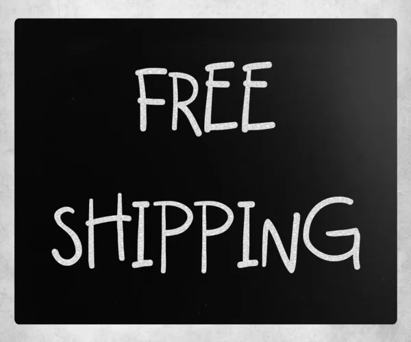 "Free shipping" handwritten with white chalk on a blackboard — Stock Photo, Image