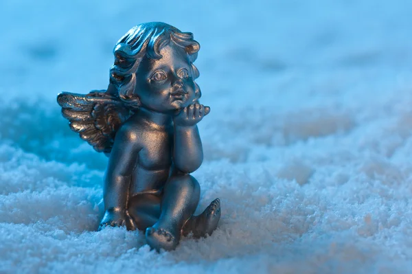 Ángel en la nieve —  Fotos de Stock