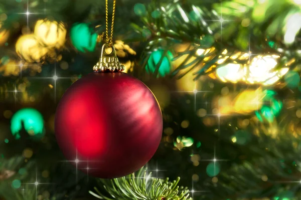 装飾的な赤いクリスマス安物の宝石 — ストック写真