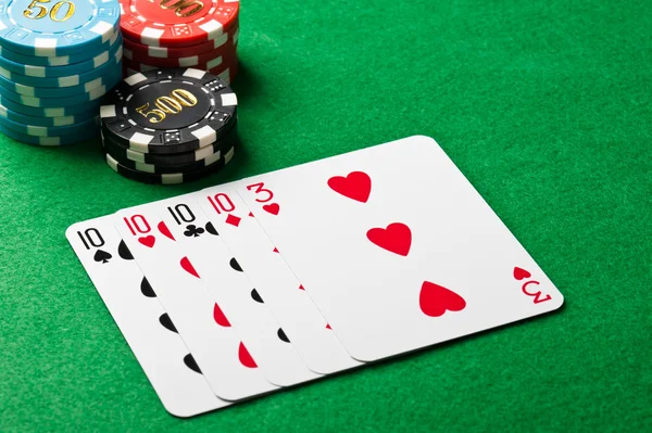 Quatro de um tipo de jogo de poker — Fotografia de Stock