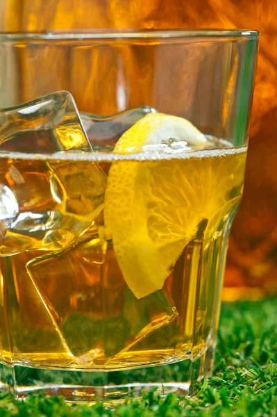 Tè freddo al limone ghiacciato — Foto Stock