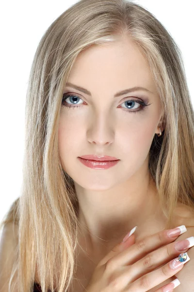 Gros plan portrait de sexy whitehead jeune femme avec de beaux yeux bleus sur fond blanc — Photo